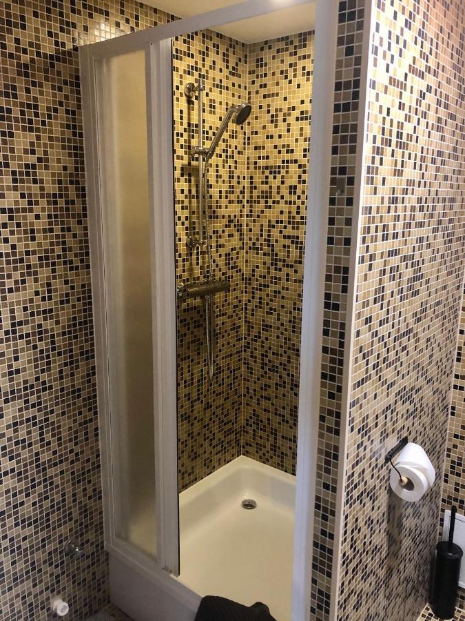 Ramer Tower Apartment In Old Town リガ エクステリア 写真